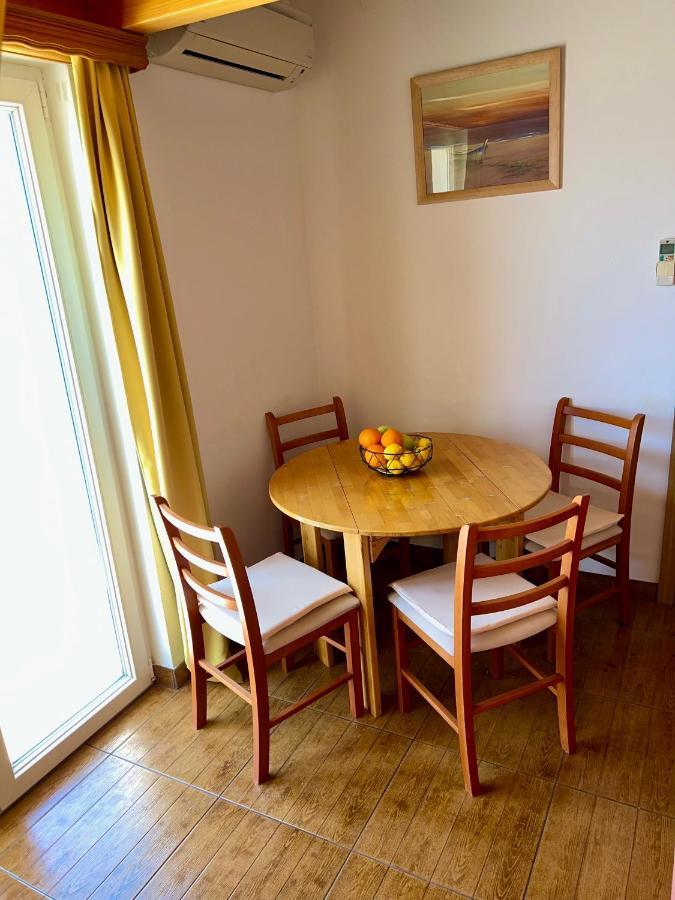 Vespera Apartments Bol Exteriör bild
